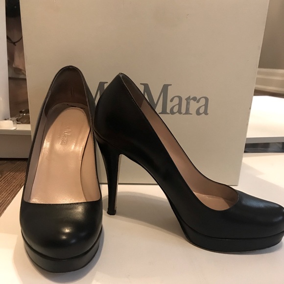 ❤️MAXMARA Italian Pumps - Picture 2 of 13